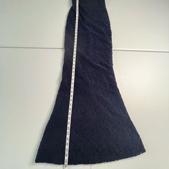 Alice + Olivia Blue Sleeveless Textured Floral Full Length Maxi Dress Size 4 - Picture 12 of 16